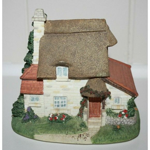 Olde Englands Classic Cottages - The Manchester - Picture 1 of 1